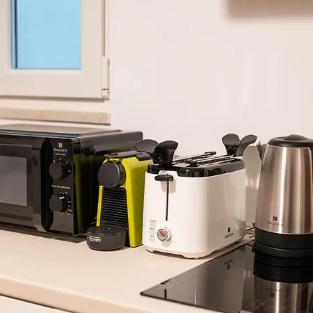 Apartment New Modern 2 Bedroom Near Policlinico